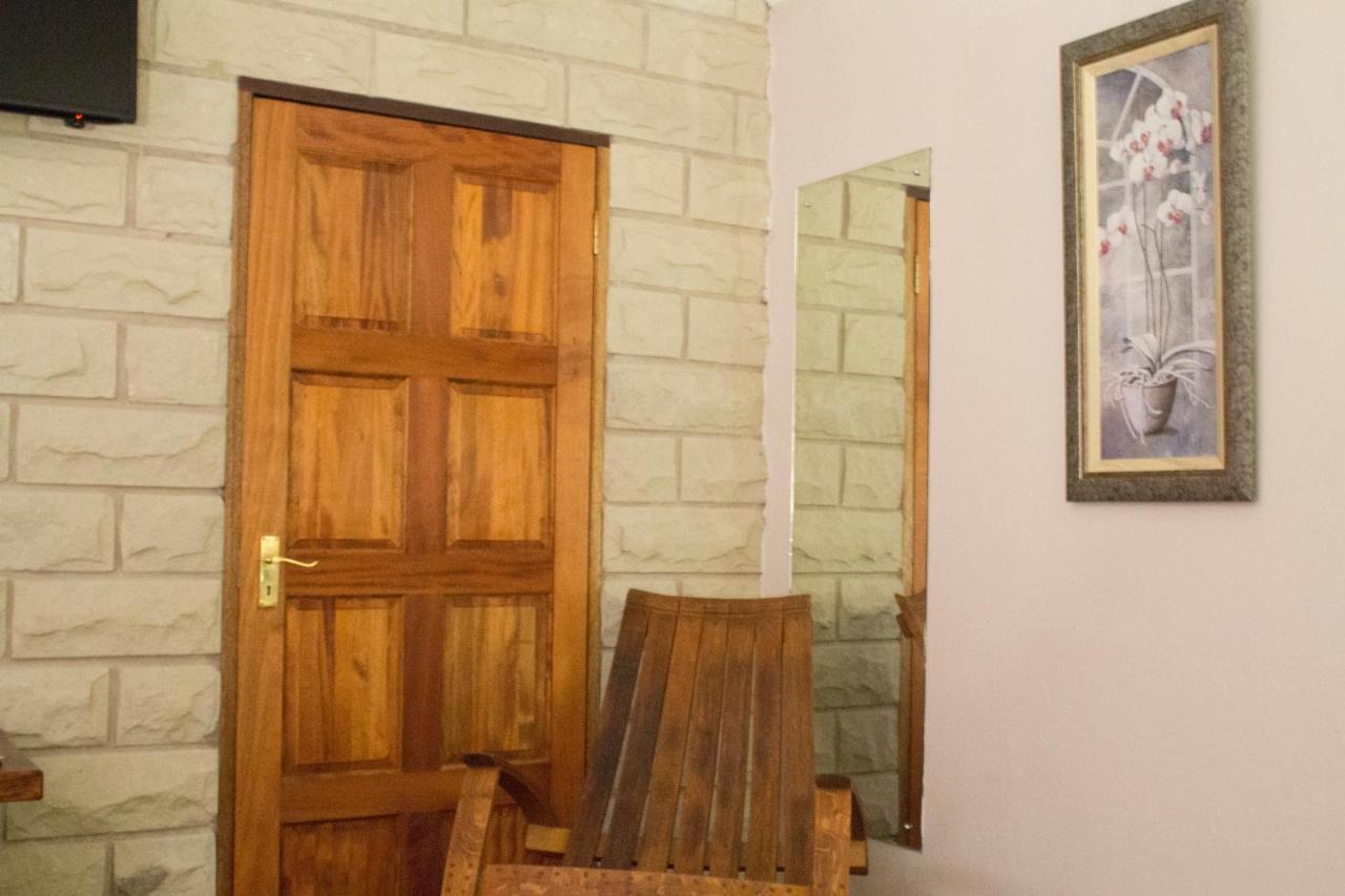 Imperani Guesthouse Ficksburg Exterior photo